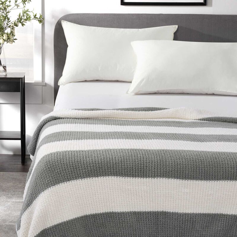 Top Drawer Horizon Textured Throw 150x200cm Sage Stripe image number 1